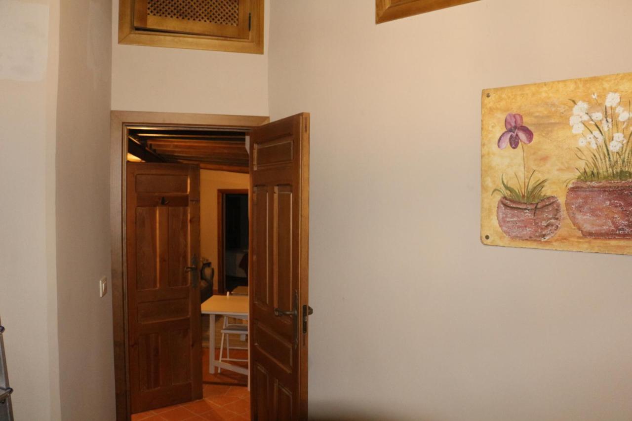 Apartamentos Coliseo Toledo Eksteriør billede