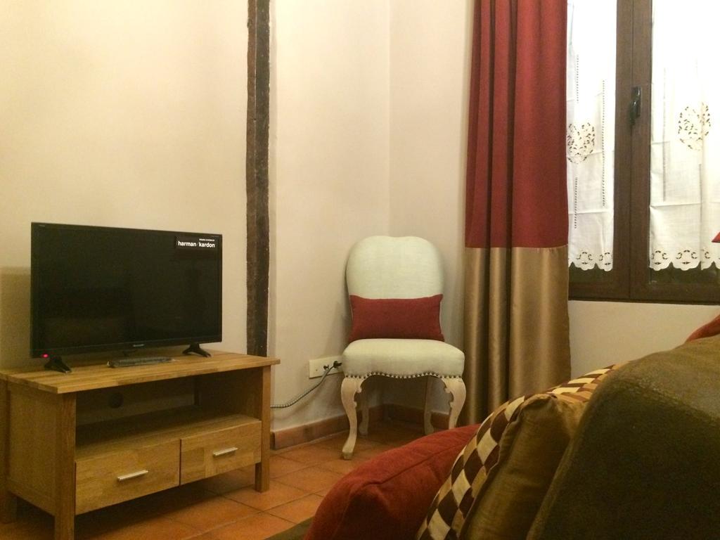 Apartamentos Coliseo Toledo Eksteriør billede