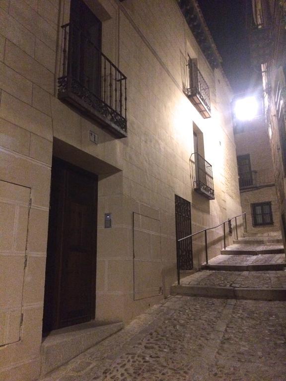 Apartamentos Coliseo Toledo Eksteriør billede